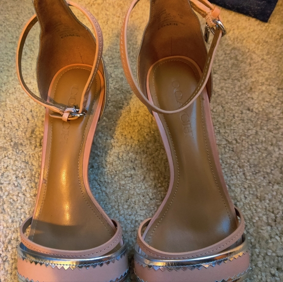 $145 COACH Women's Maxine Beechwood/Silver Calf Leather Sandal US Sz 8 - Picture 9 of 14